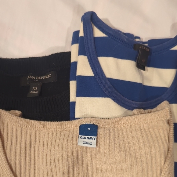 Tank Tops Bundle - Picture 2 of 6